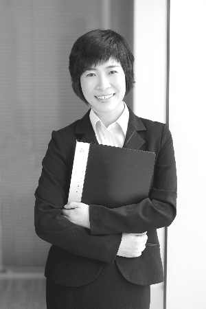 華安寶利基金經理陸從珍